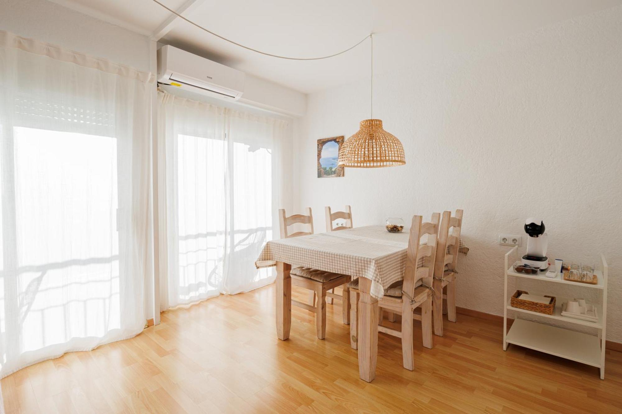 Vistes Al Mar Ideal Per Parelles I Teletreball 布拉内斯 外观 照片