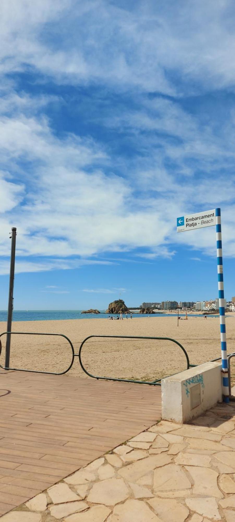 Vistes Al Mar Ideal Per Parelles I Teletreball 布拉内斯 外观 照片